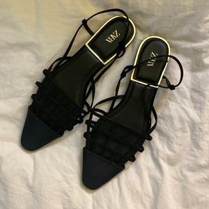 LATTICEWORK SLINGBACK FLATS BLACK size 8